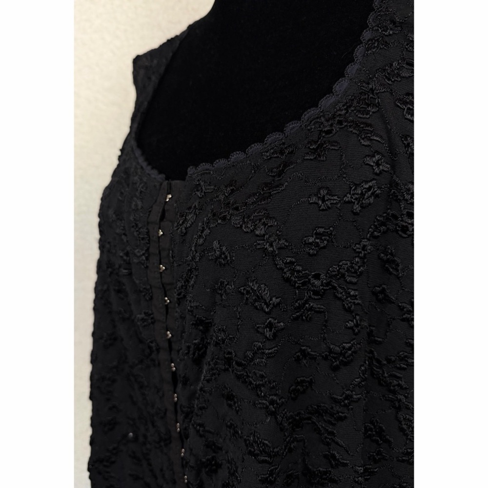 VENEZIA JEANS • Black Floral Embroidered Hook-Eye Corset-Style Tank Top, 26/28 - Picture 5 of 11